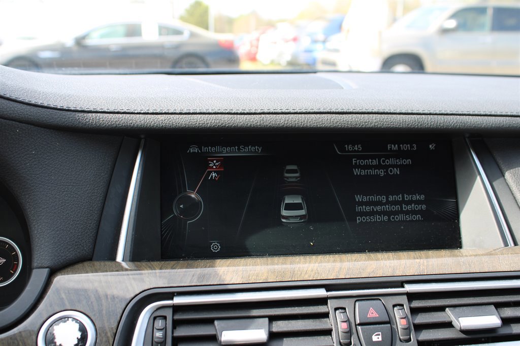 Used 2014 BMW 740Li image 31