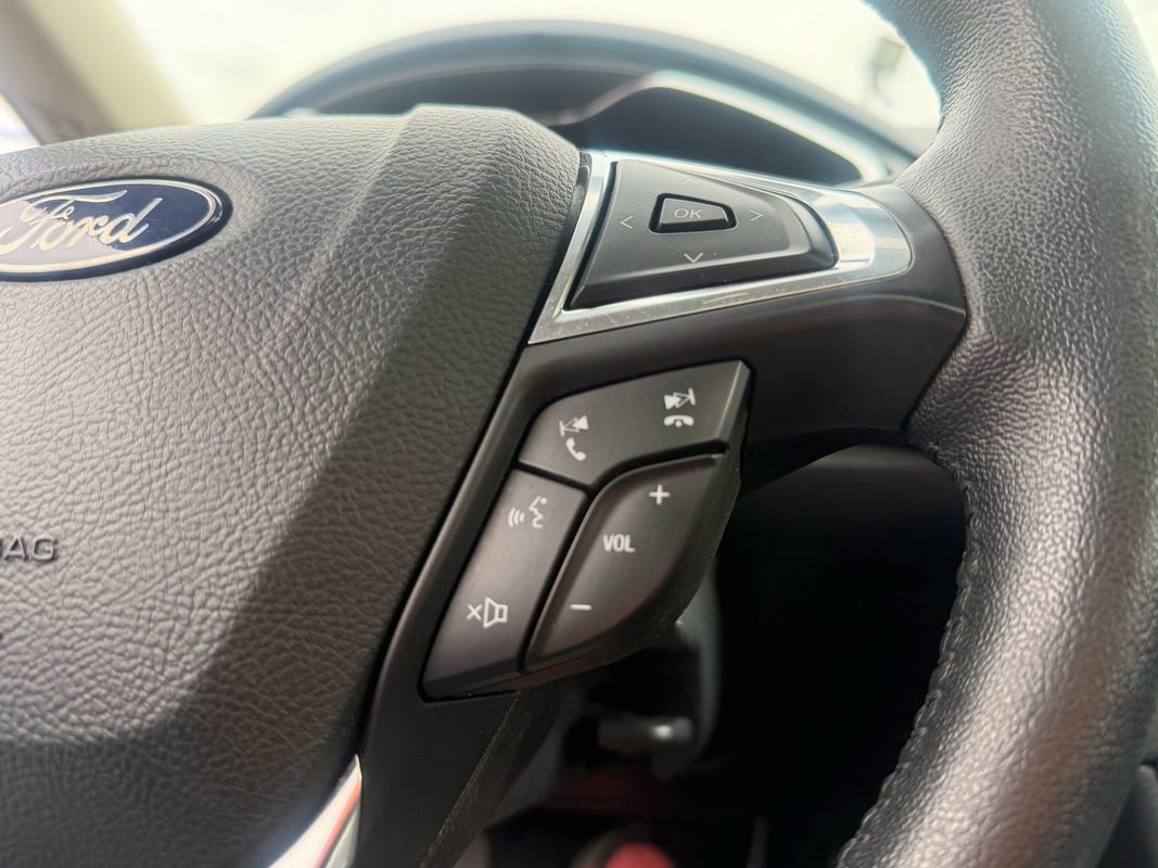 Used 2018 Ford Fusion Titanium AWD/4WD image 15