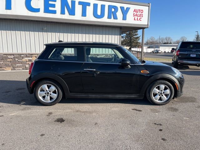 Used 2019 MINI Cooper 2-Door Hardtop image 14