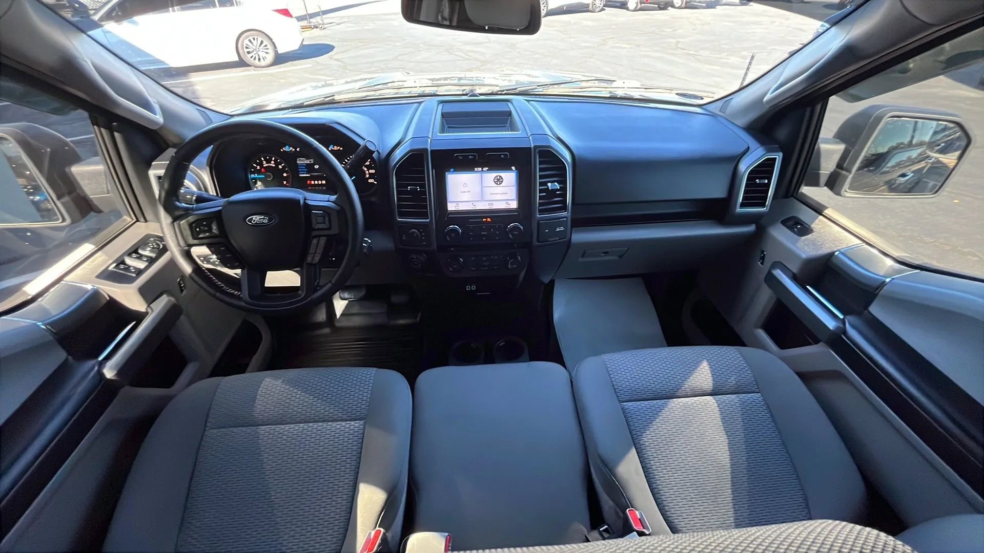 Used 2017 Ford F150 XLT w/ Equipment Group 302A Luxury image 14