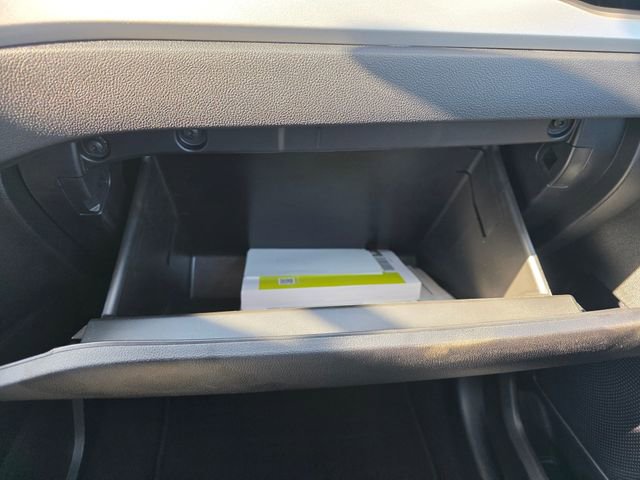 Used 2022 Ford Escape SE w/ SE Sport Appearance Package image 25