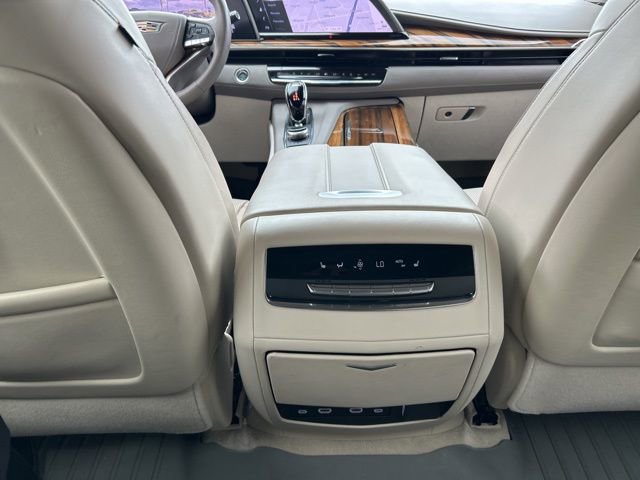 Certified 2024 Cadillac Escalade Sport Platinum w/ LPO, ONYX Package image 23