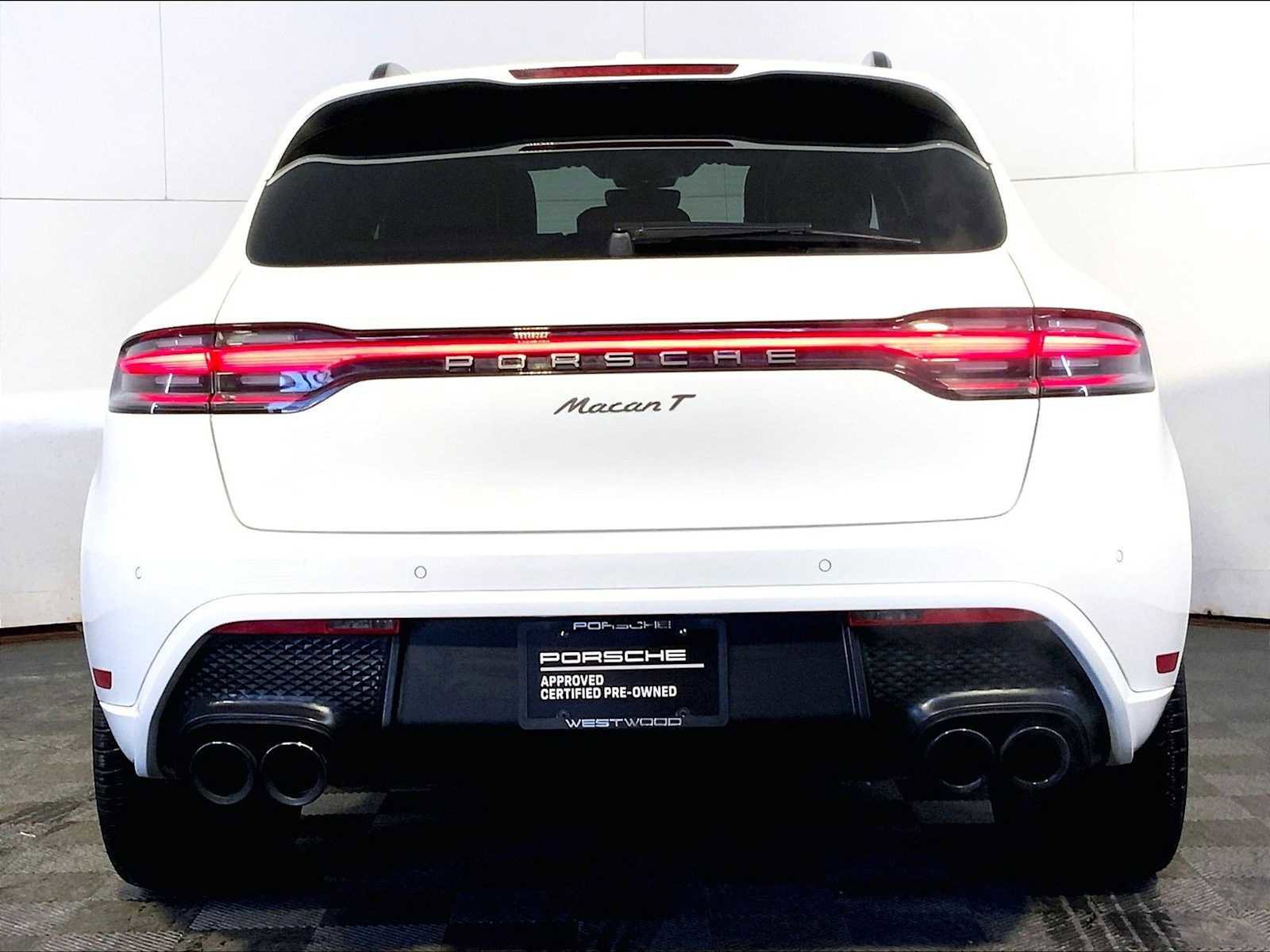 Certified 2023 Porsche Macan Turbo image 6