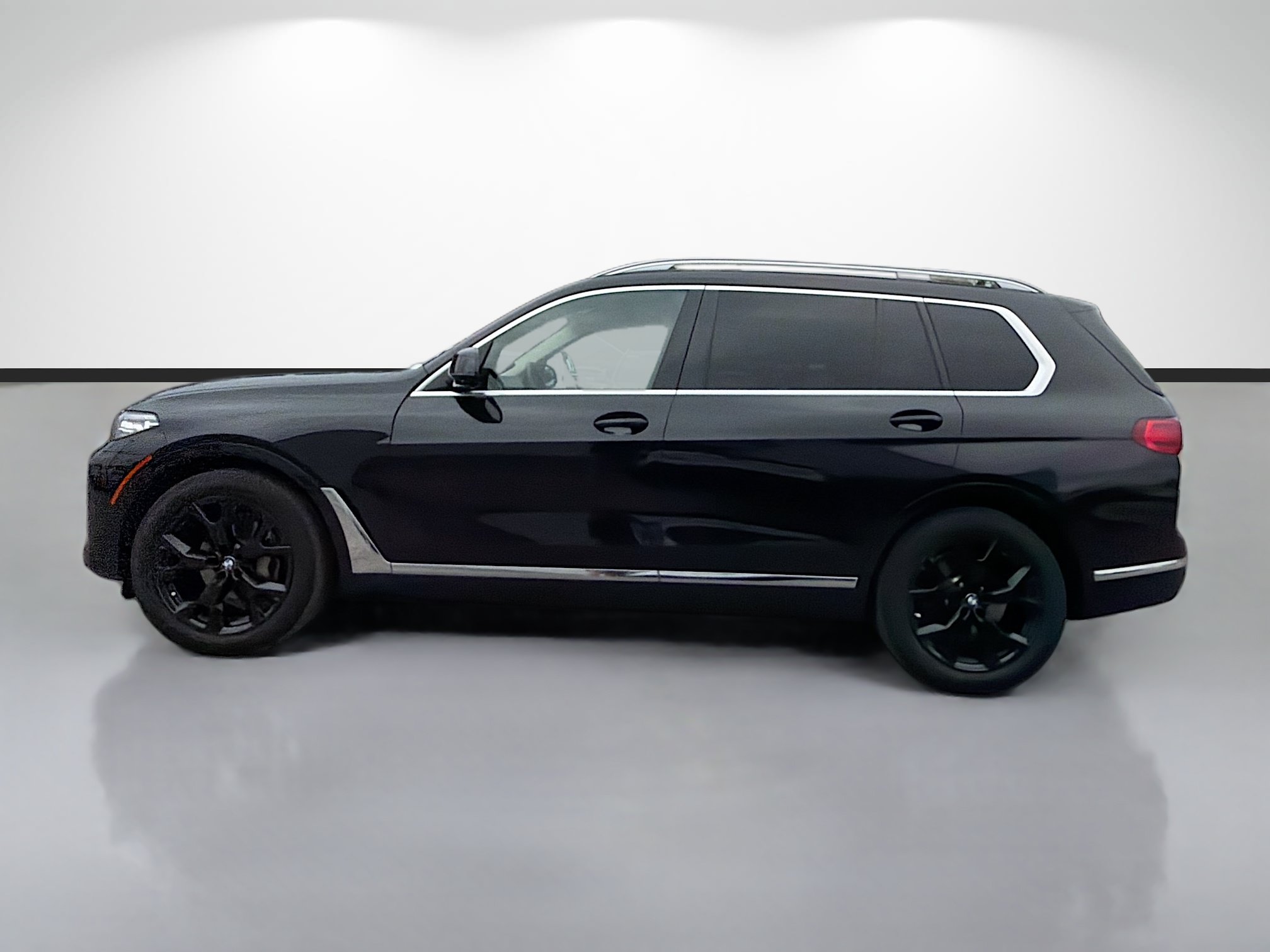 Used 2022 BMW X7 xDrive40i w/ Premium Package AWD/4WD image 6