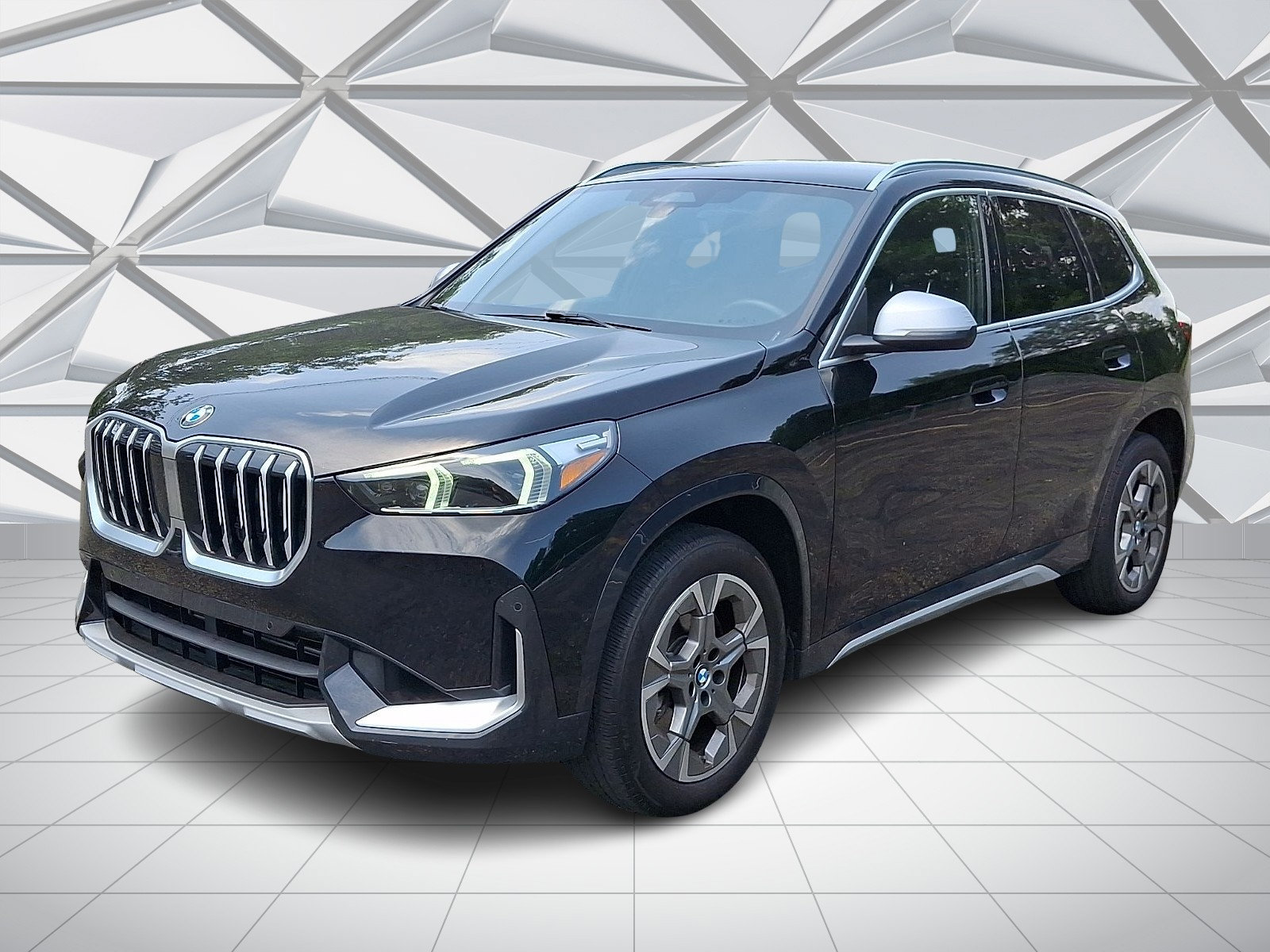 Used 2023 BMW X1 xDrive28i w/ Convenience Package AWD/4WD image 4