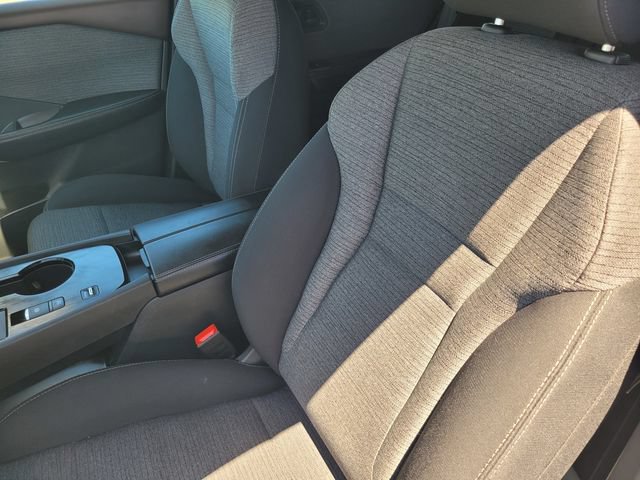Used 2021 Nissan Rogue S FWD image 13
