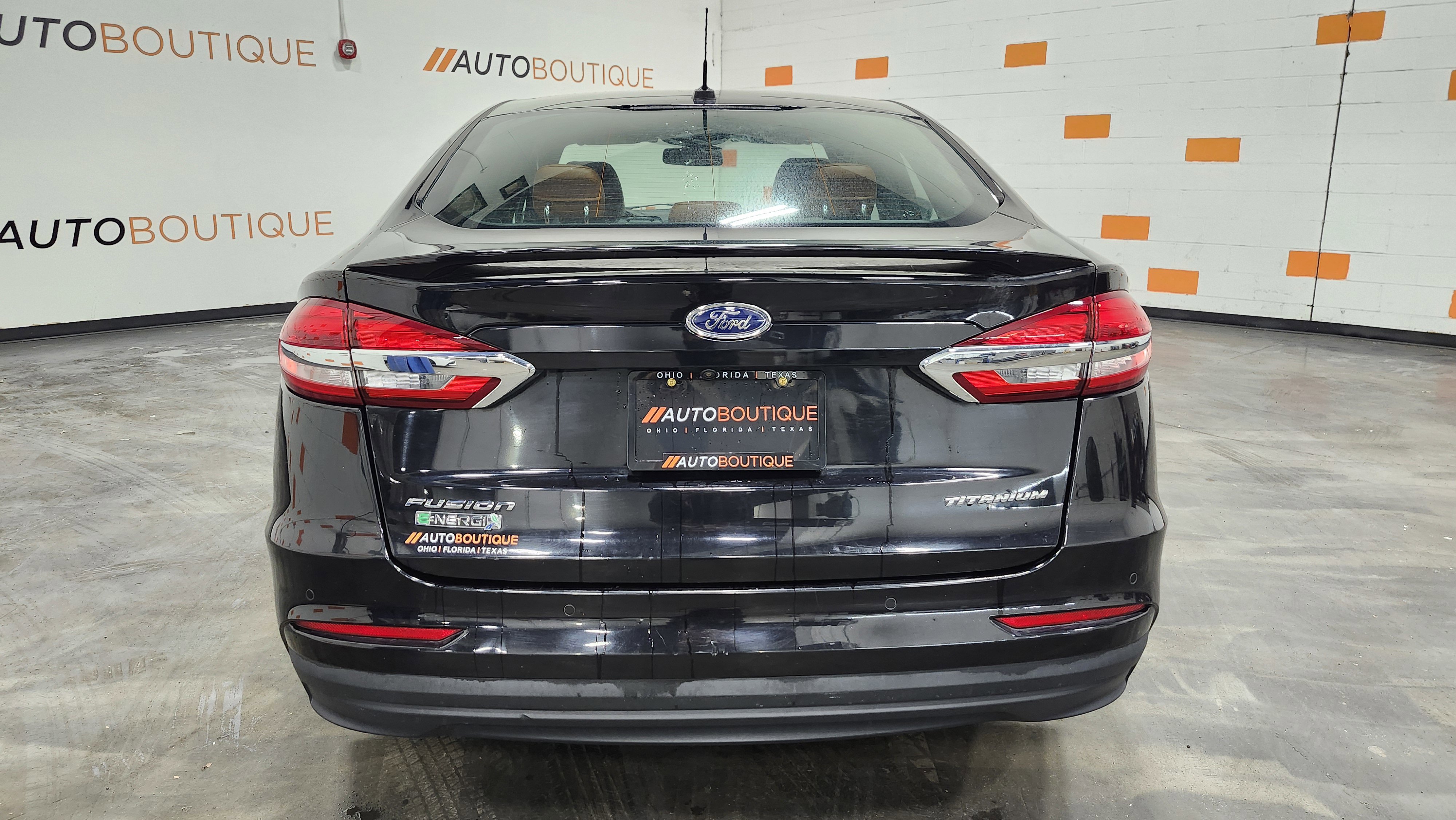 Used 2019 Ford Fusion Energi Titanium image 16