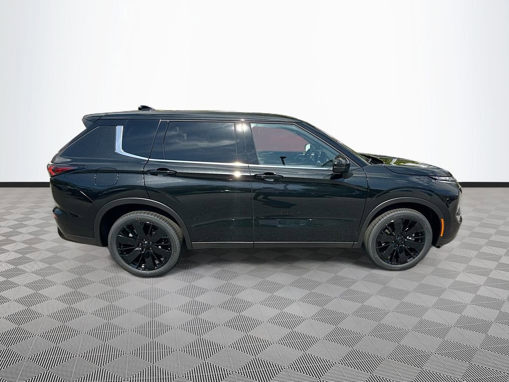 New 2026 Mitsubishi Outlander LE FWD image 8