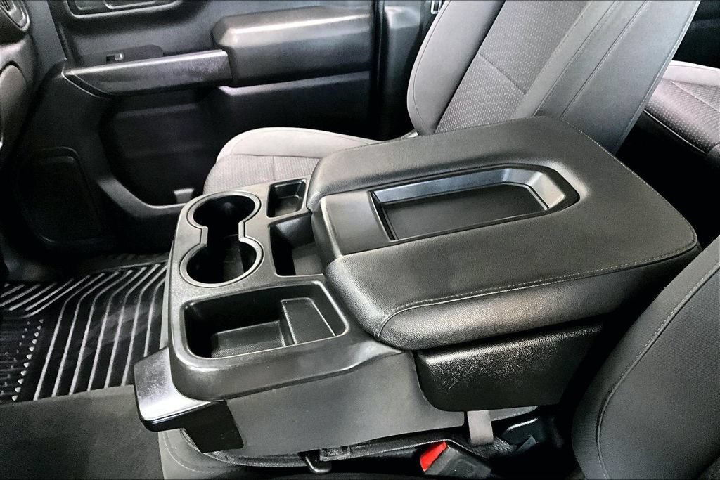 Used 2022 Chevrolet Silverado 1500 Custom Trail Boss w/ Safety Confidence Package AWD/4WD image 17