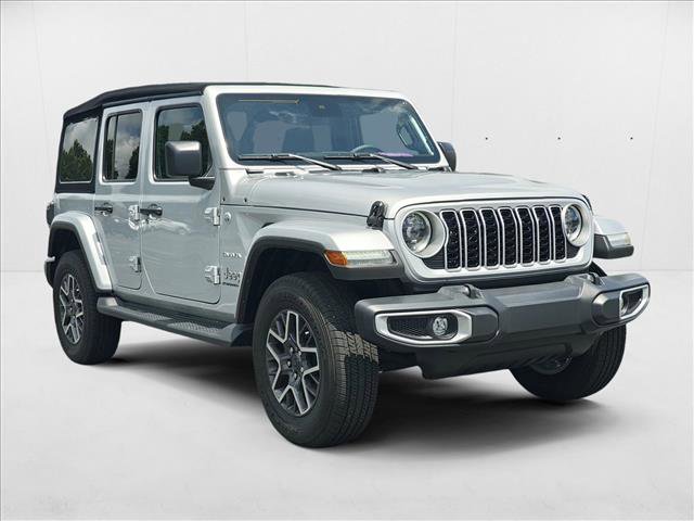 Used 2024 Jeep Wrangler Sahara image 3