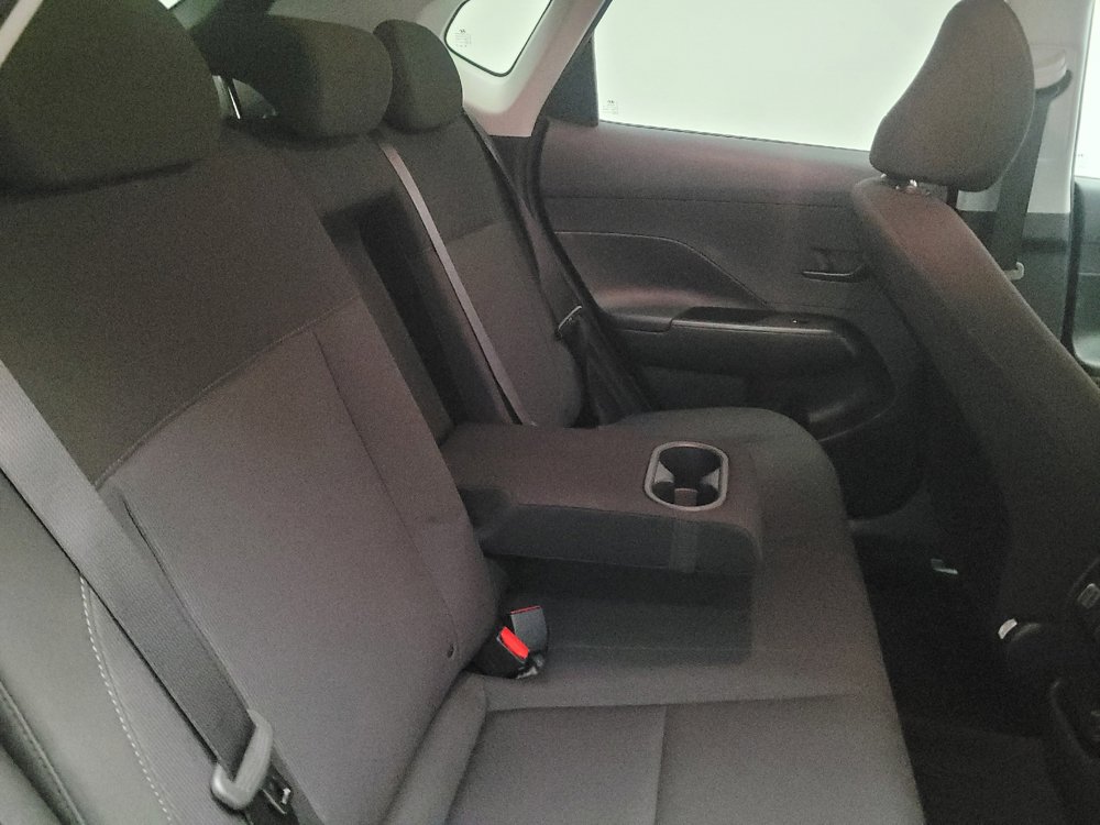 Used 2025 Hyundai Kona SEL FWD image 19