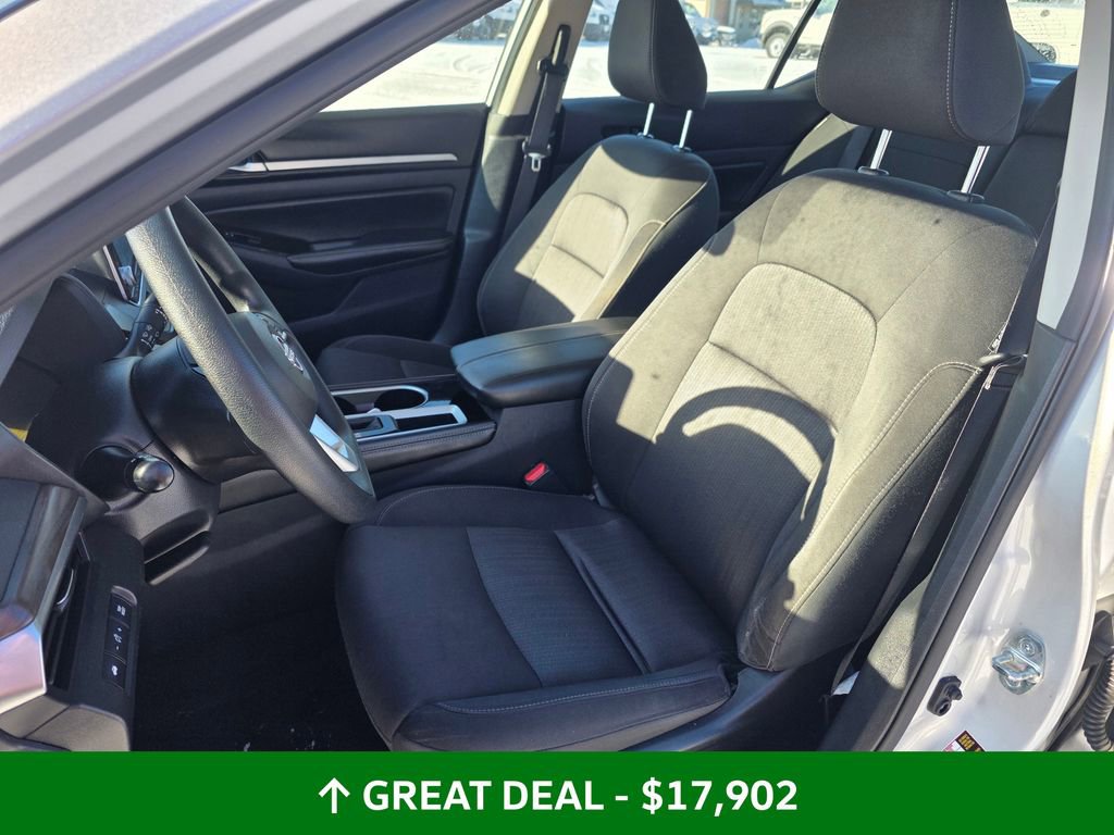 Used 2023 Nissan Altima 2.5 SV FWD image 25