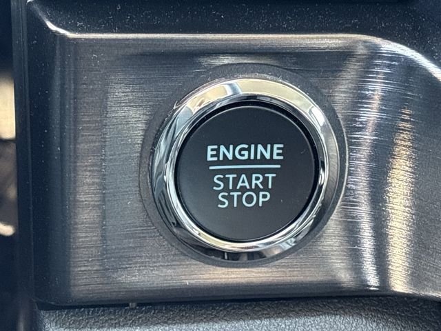 Used 2026 Ford F250 Lariat w/ Black Appearance Package image 19