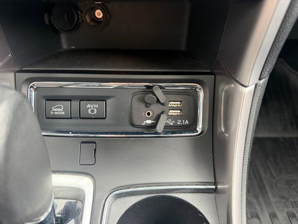 Used 2019 Subaru Ascent Limited w/ Popular Package #3 AWD/4WD image 23