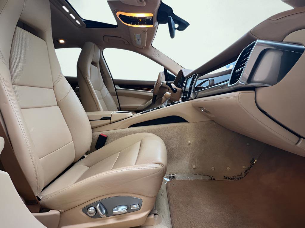 Used 2012 Porsche Panamera Turbo image 37