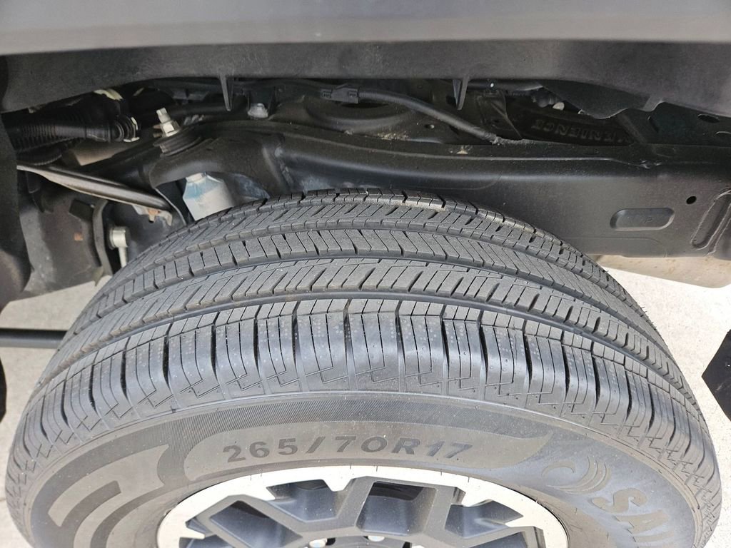 Used 2024 Toyota Tacoma TRD Off-Road image 26
