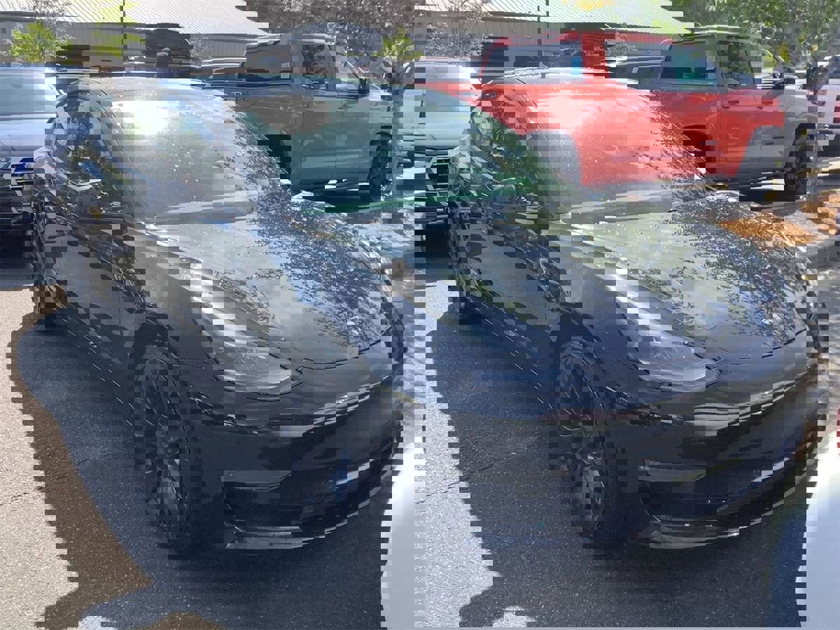 Used 2021 Tesla Model 3 Performance AWD/4WD image 2