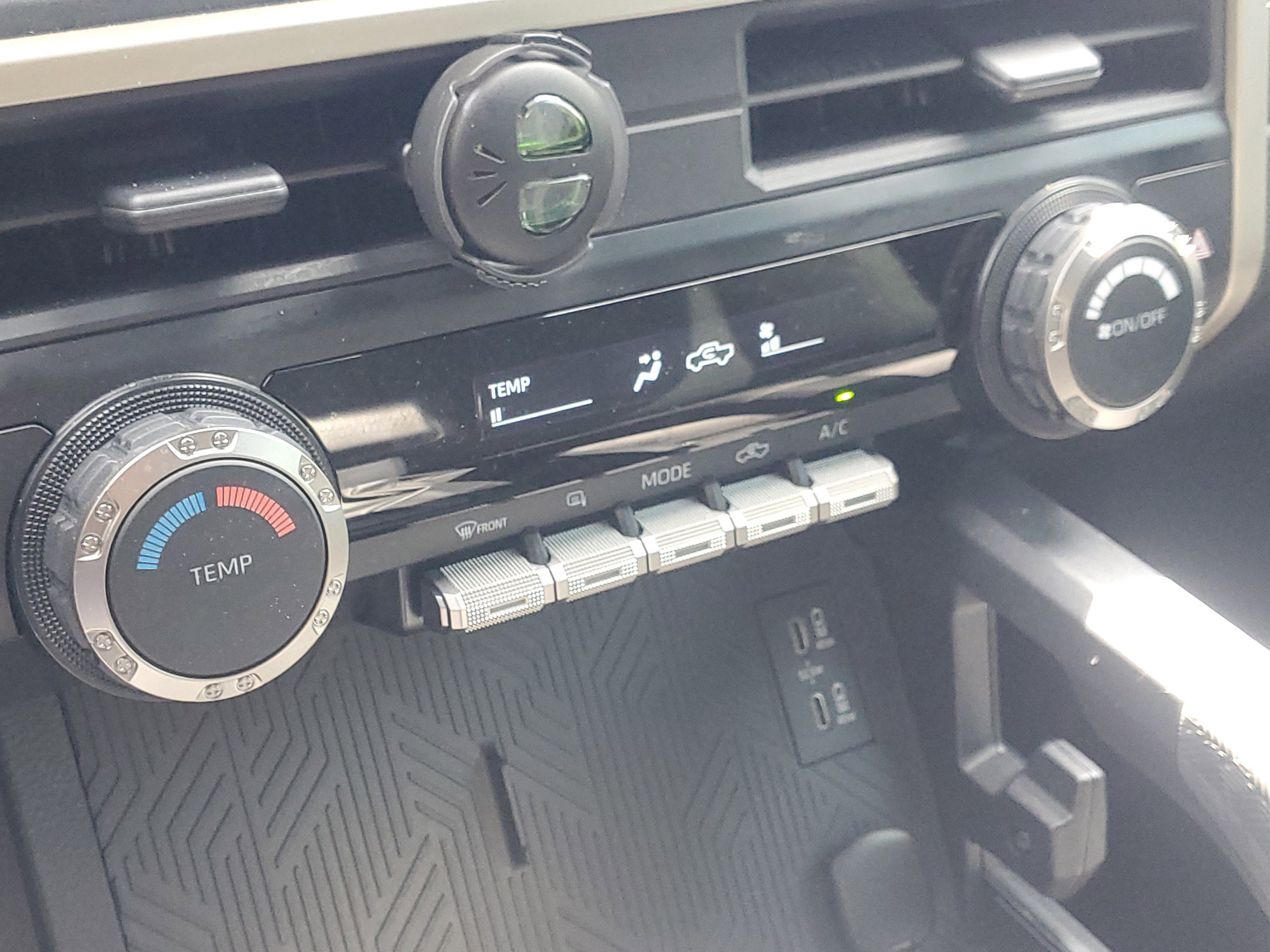 Used 2025 Toyota Tacoma SR RWD image 27