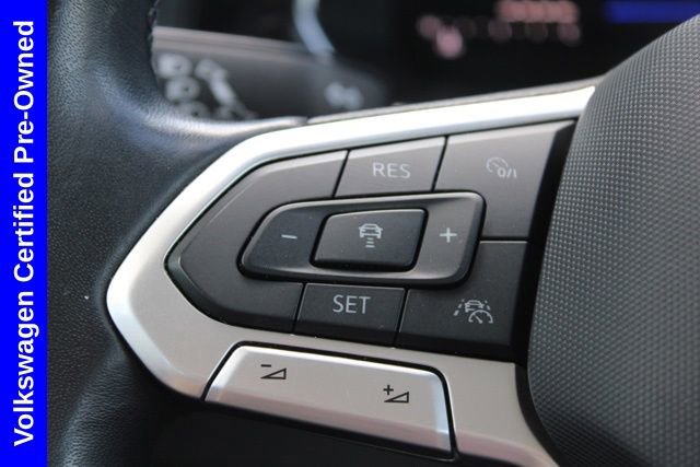 Used 2024 Volkswagen Jetta SE image 28