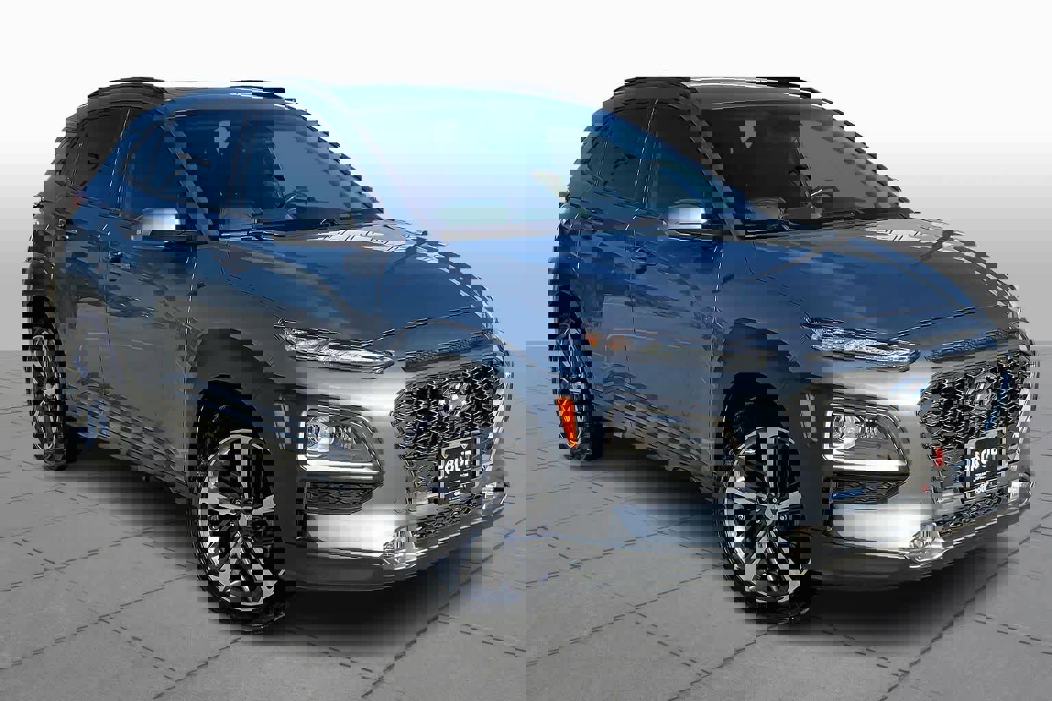 Used 2018 Hyundai Kona Limited image 2