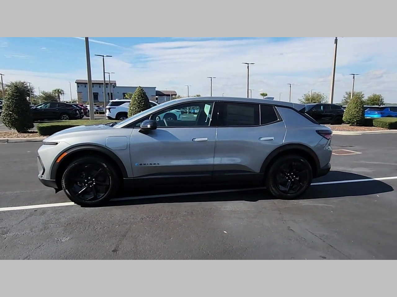 New 2026 Chevrolet Equinox EV LT w/ Comfort Package image 15