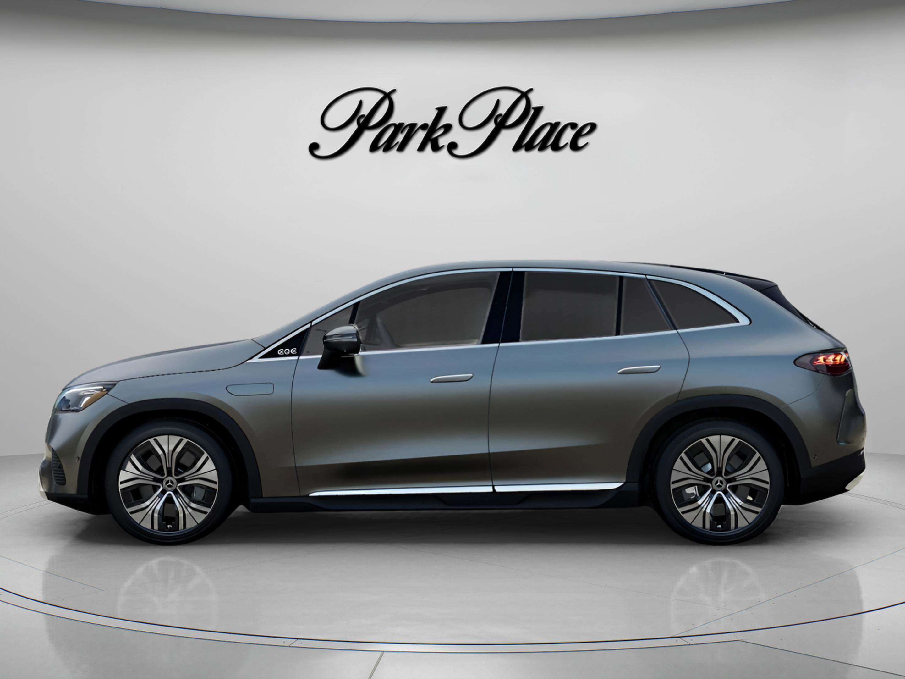 Used 2023 Mercedes-Benz EQE 350+ SUV image 7