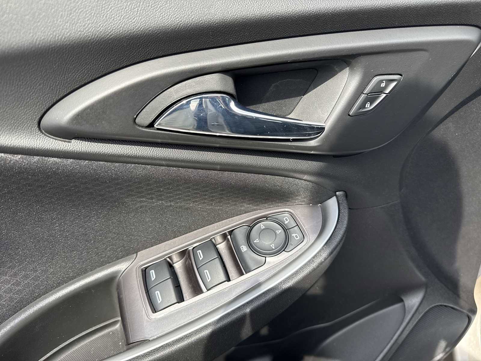 Used 2024 Chevrolet Malibu RS image 15