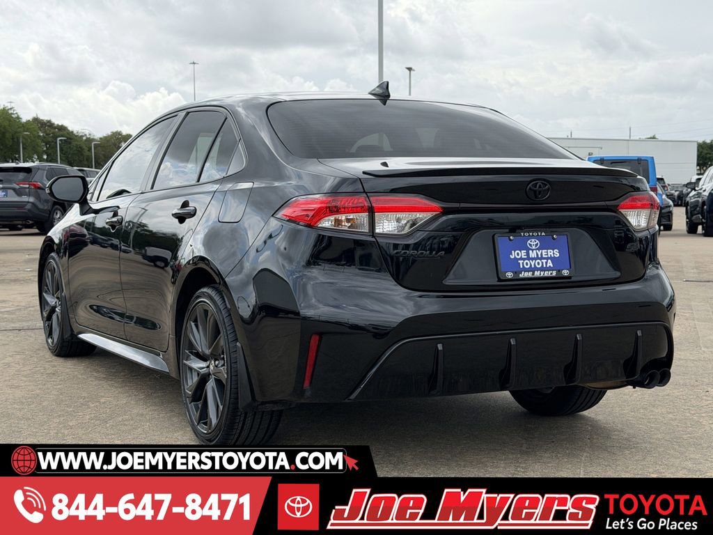 Used 2023 Toyota Corolla SE image 7