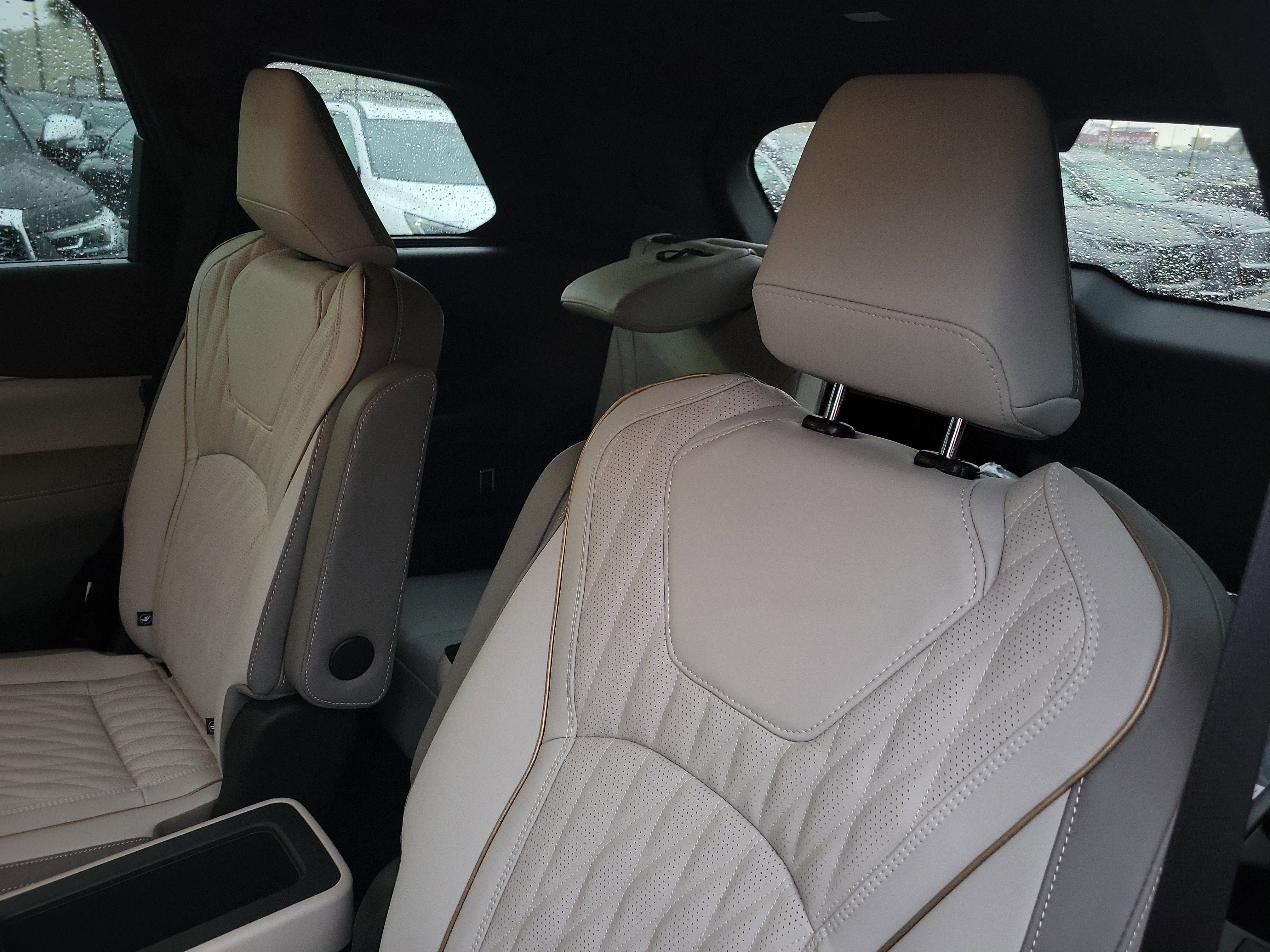 New 2026 INFINITI QX60 Autograph w/ Dark Cargo Package image 24