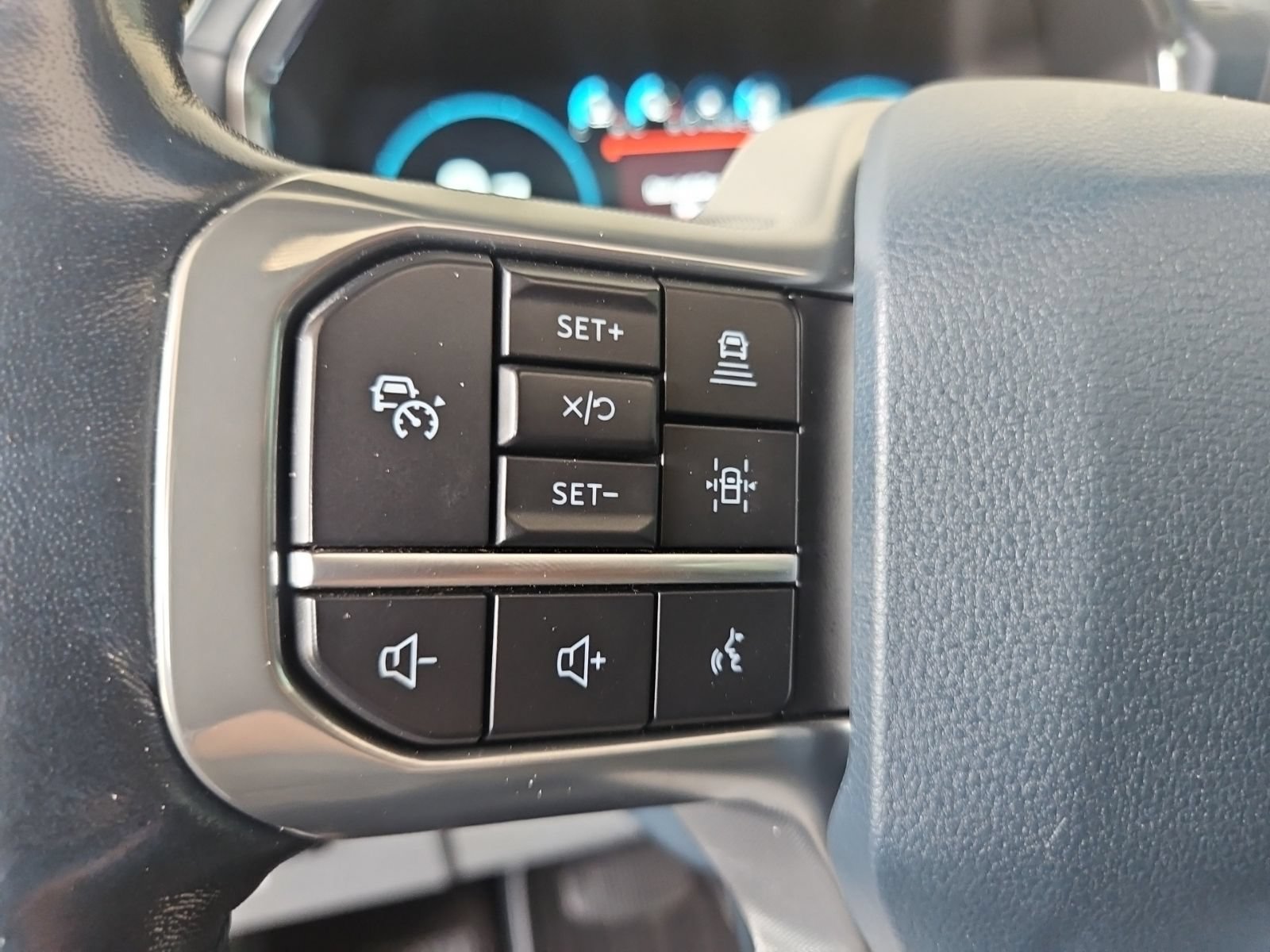 Used 2021 Ford F150 Limited AWD/4WD image 11