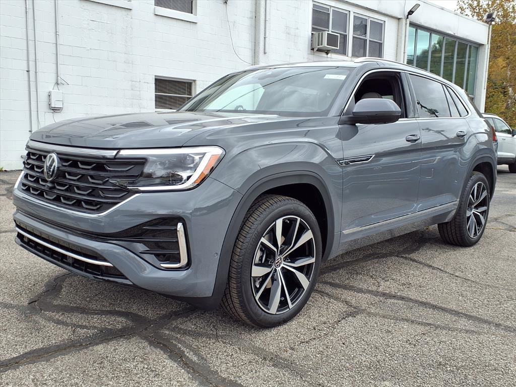 New 2026 Volkswagen Atlas Cross Sport SEL Premium R-Line video 1