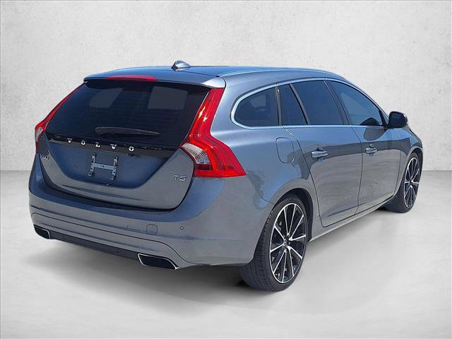 Used 2017 Volvo V60 T5 Premier w/ Convenience Package FWD image 5