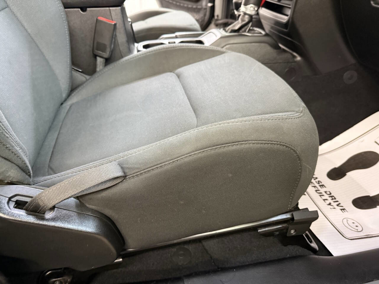 Used 2019 Jeep Wrangler Sport image 48