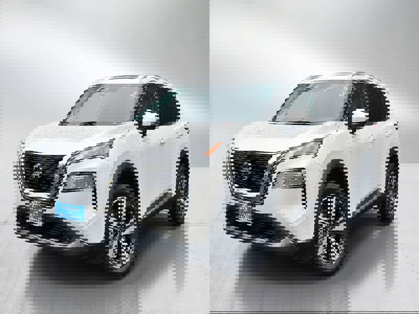 Used 2023 Nissan Rogue SL w/ SL Premium Package image 1