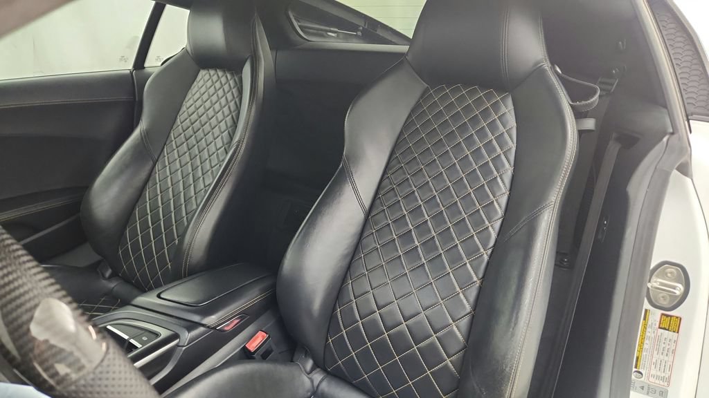 Used 2017 Audi R8 V10 AWD/4WD image 31