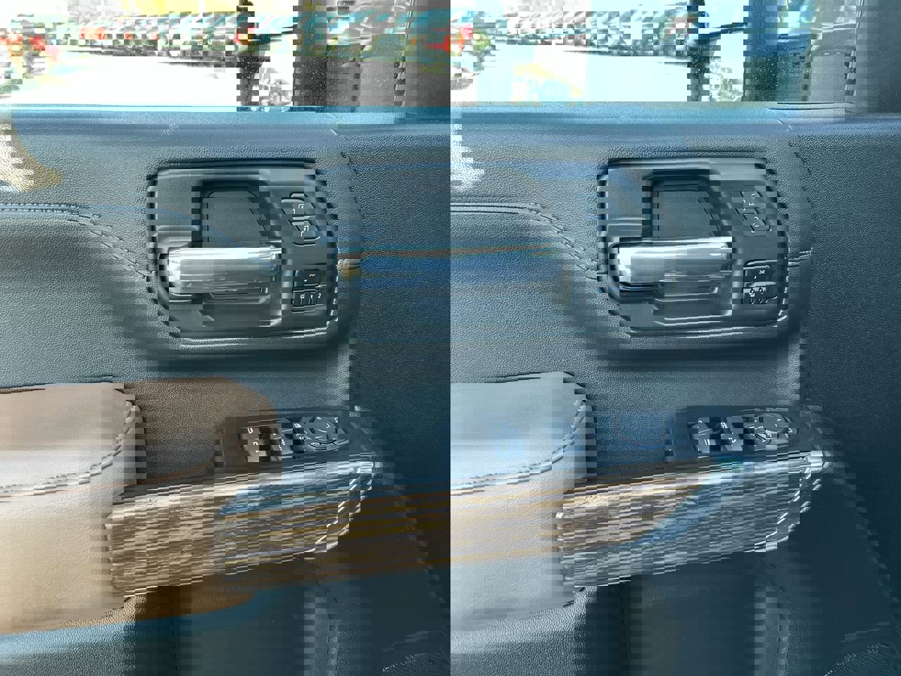 Used 2022 Chevrolet Silverado 2500 High Country w/ Z71 Off-Road Package image 21