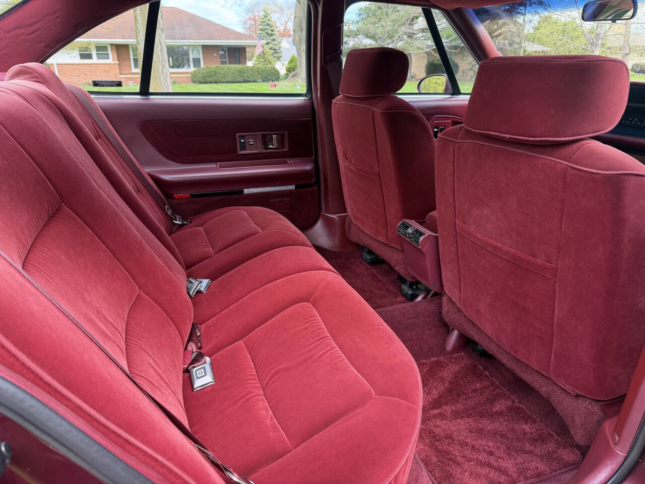 Used 1992 Oldsmobile 88 Royale LS FWD image 14