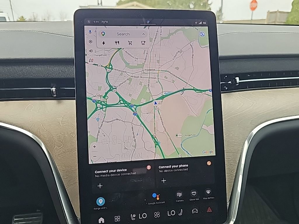 Used 2025 Volvo EX90 Plus image 12