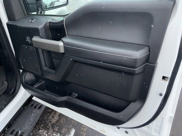 Used 2017 Ford F150 Raptor w/ Equipment Group 802A Luxury image 6