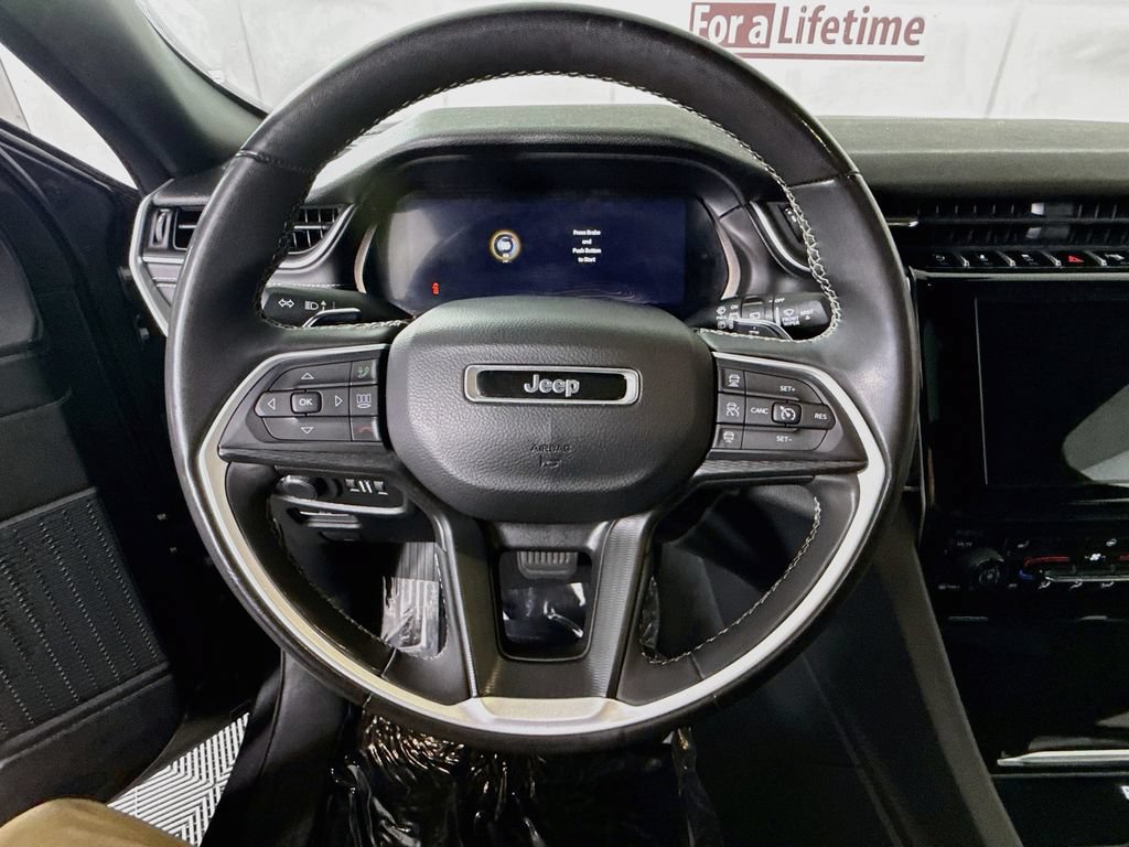 Used 2023 Jeep Grand Cherokee L Laredo AWD/4WD image 20
