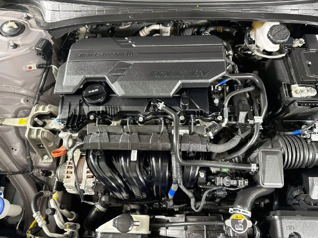 Used 2022 Hyundai Elantra SEL w/ Convenience Package FWD image 38
