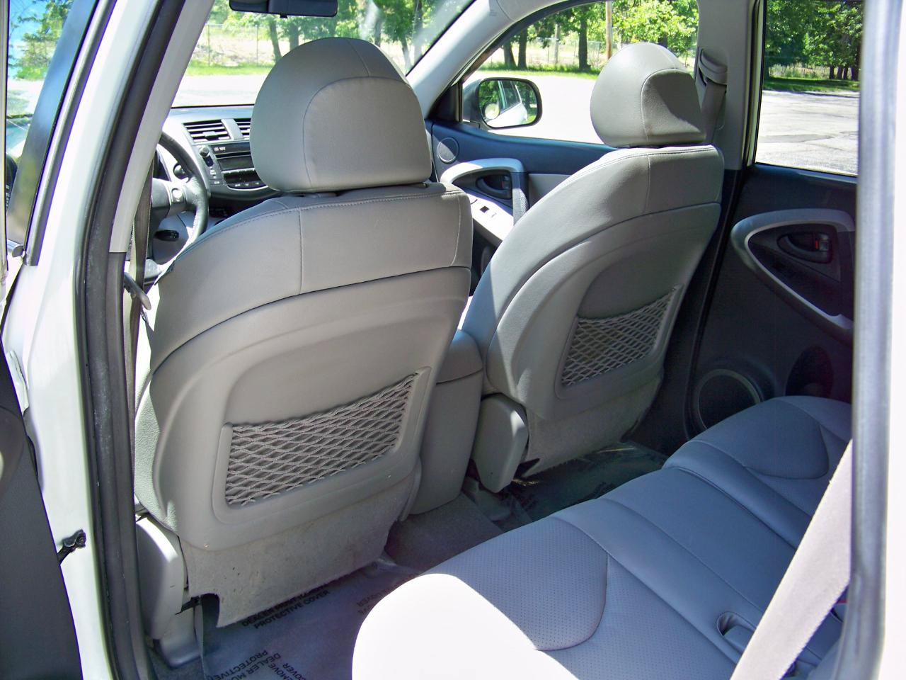 Used 2008 Toyota RAV4 Limited AWD/4WD image 39