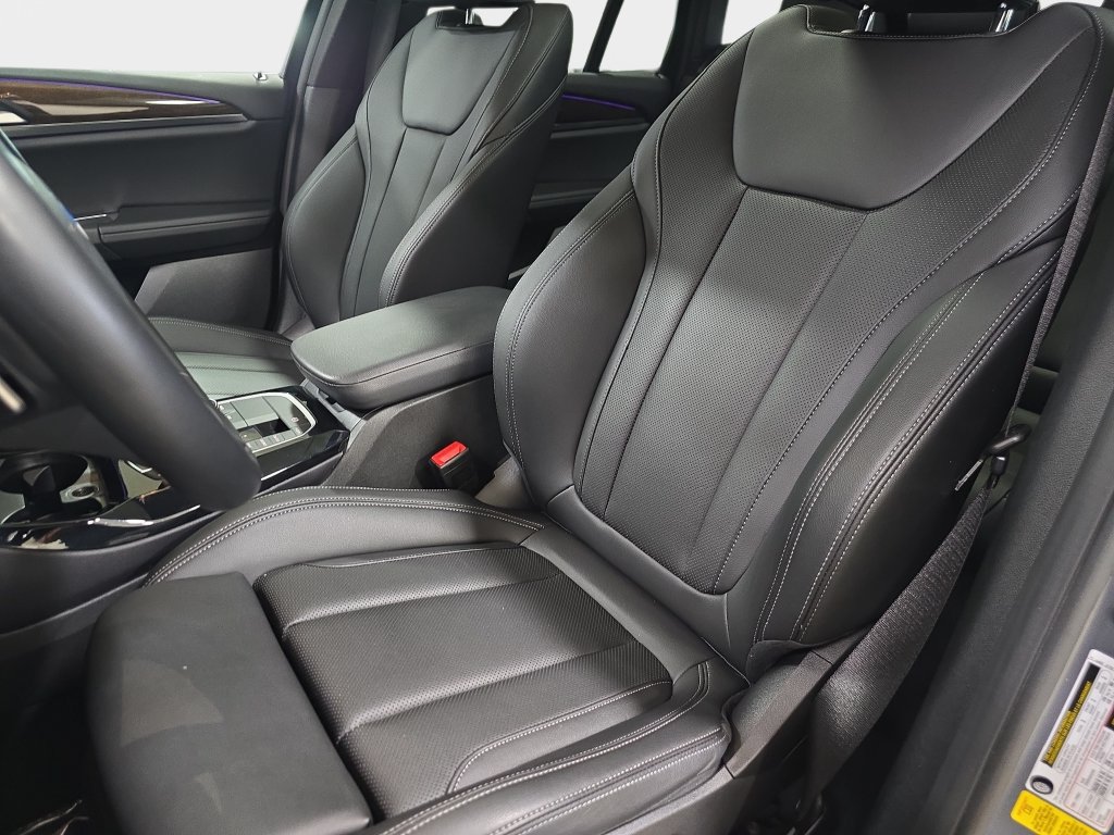 Certified 2024 BMW X3 sDrive30i w/ Convenience Package RWD image 17
