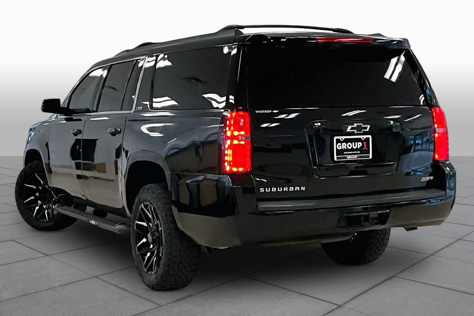 Used 2020 Chevrolet Suburban LT AWD/4WD image 11