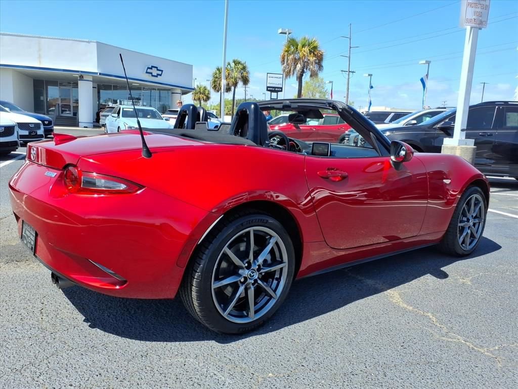 Used 2016 MAZDA MX-5 Miata Grand Touring image 3