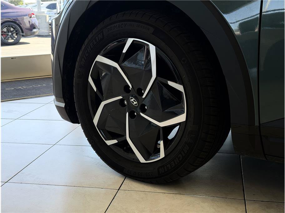 Used 2024 Hyundai Ioniq 5 SEL RWD image 9