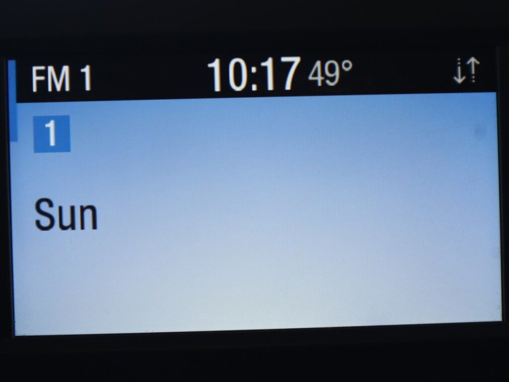 Used 2020 Ford Transit 250 148 High Roof Extended image 19