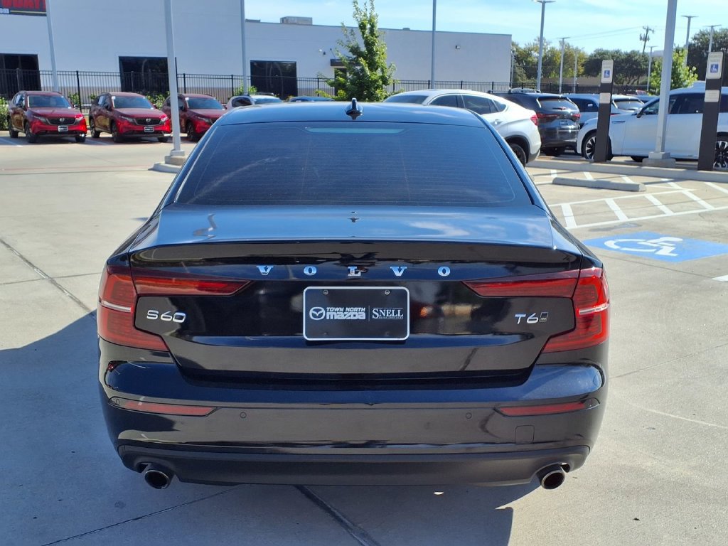 Used 2020 Volvo S60 T6 Momentum AWD/4WD image 4