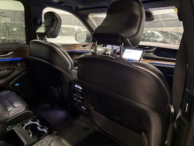 Used 2023 Jeep Grand Cherokee L Summit w/ High Altitude Package image 24