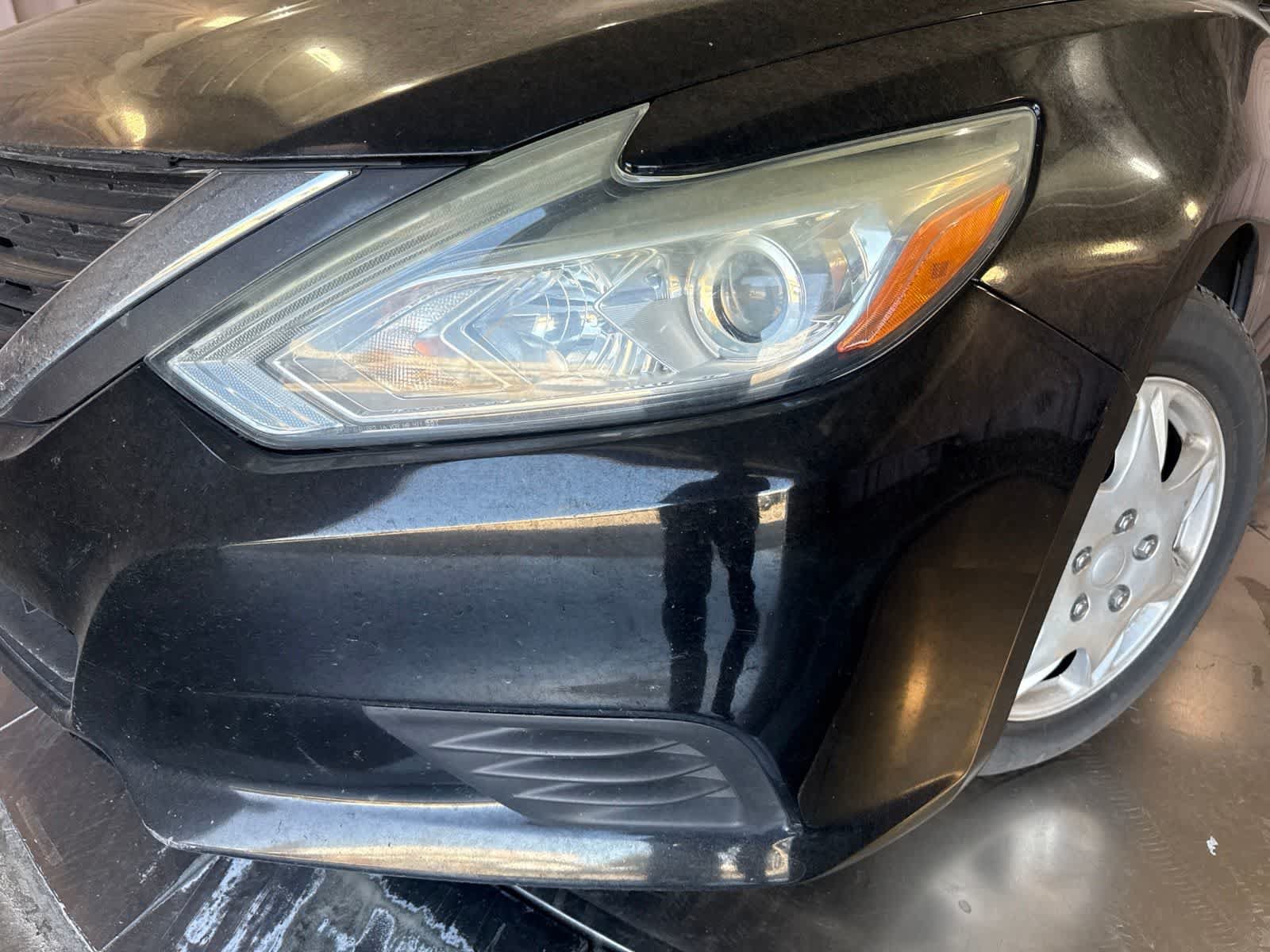 Used 2016 Nissan Altima 2.5 S w/ Power Driver Seat Package FWD image 9